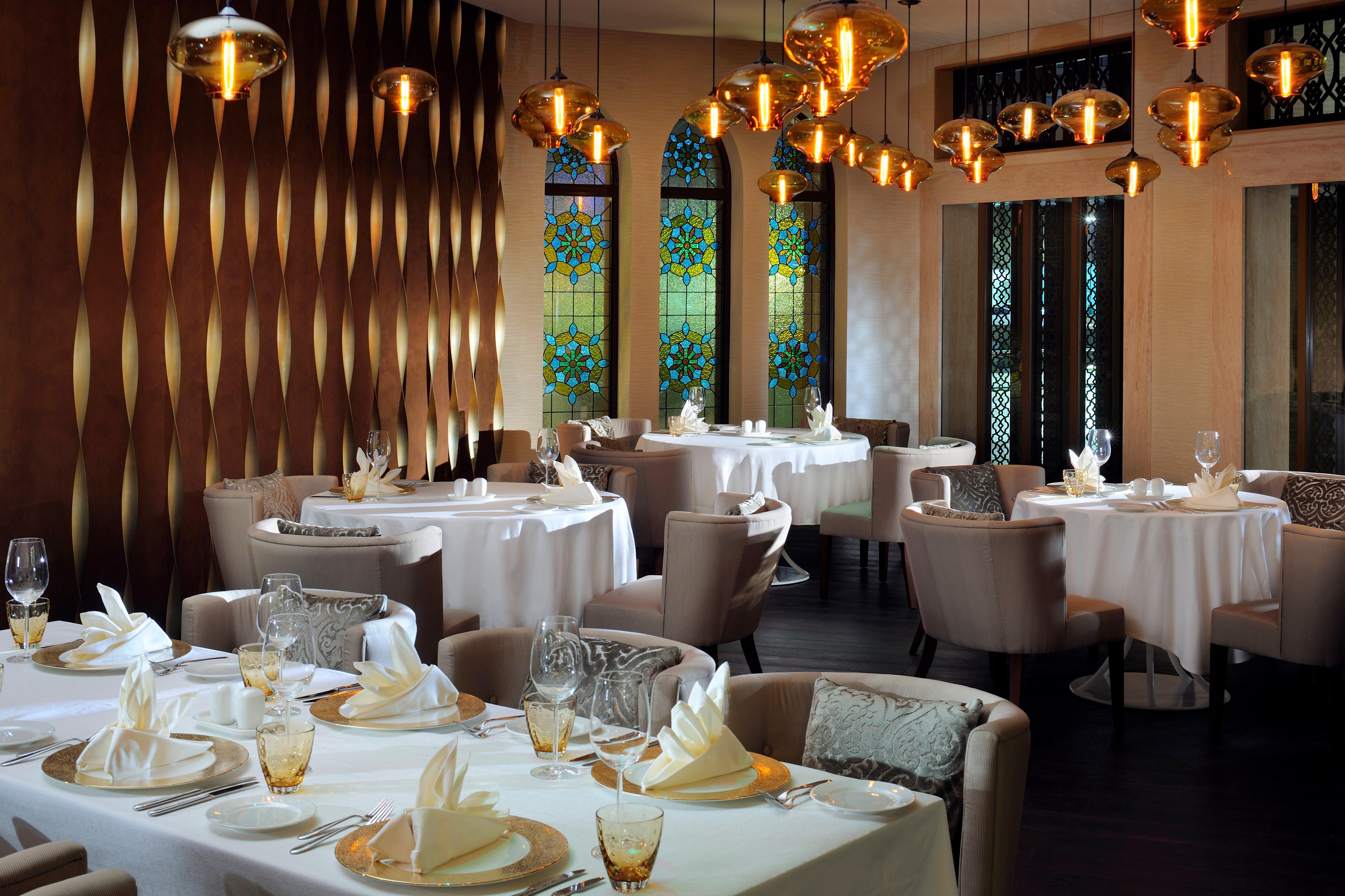 Отель Intercontinental Abu Dhabi By Ihg Экстерьер фото Restaurant "La Table d'Or"
