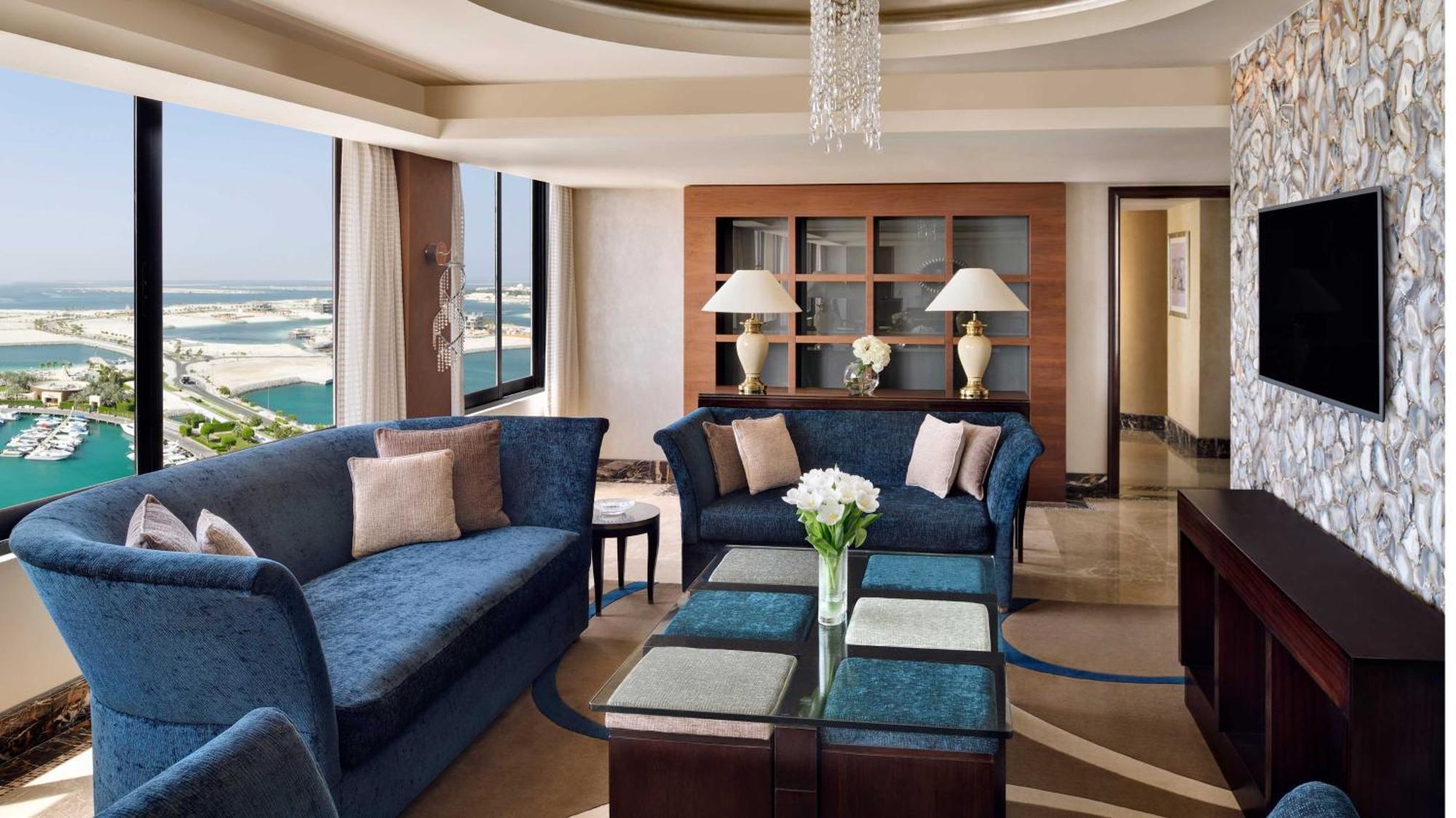Отель Intercontinental Abu Dhabi By Ihg Экстерьер фото A suite at Jumeirah Atlantis