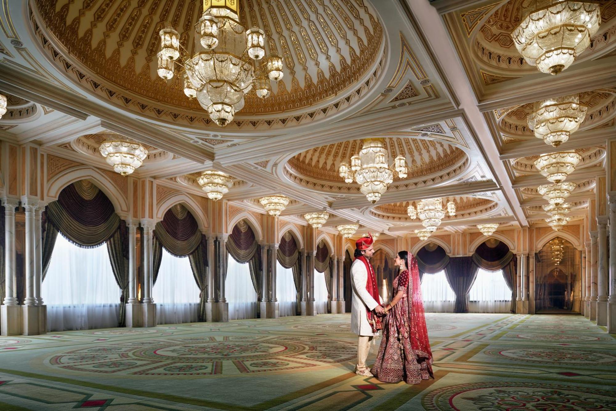 Отель Intercontinental Abu Dhabi By Ihg Экстерьер фото The Grand Ballroom